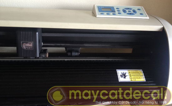 Bán máy cắt decal cũ giá rẻ Pcut CTN630